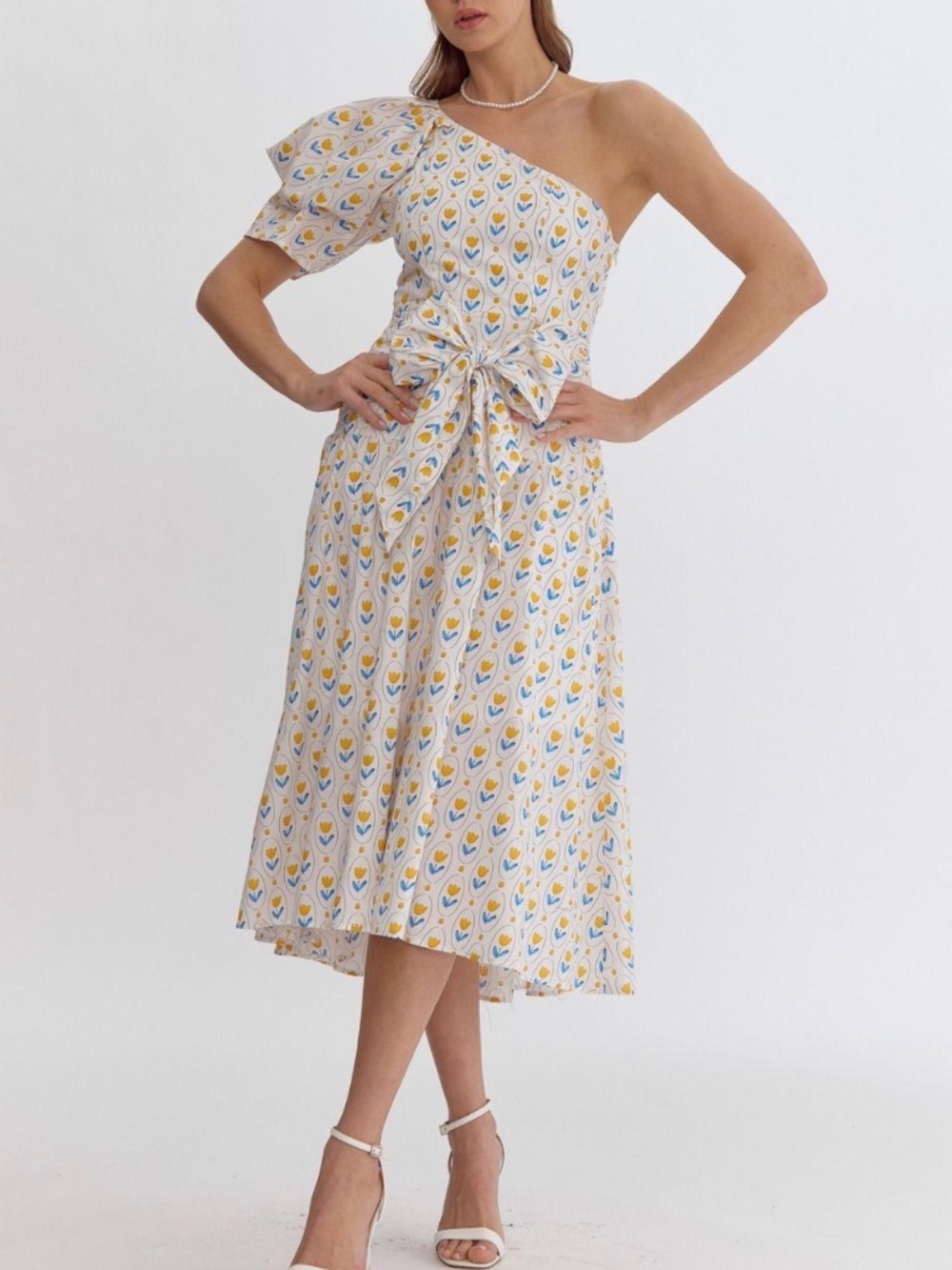 NWT Summer White,Red,Blue Dress by "entro" (Lg)